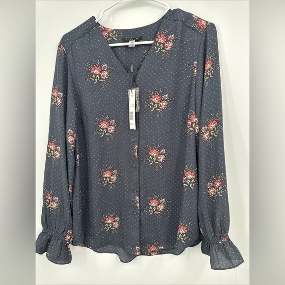 Tahari Top Polka Dots Floral V-neck Blouse Button Up Shirt Long Bell Slvs Sz M - Picture 1 of 6